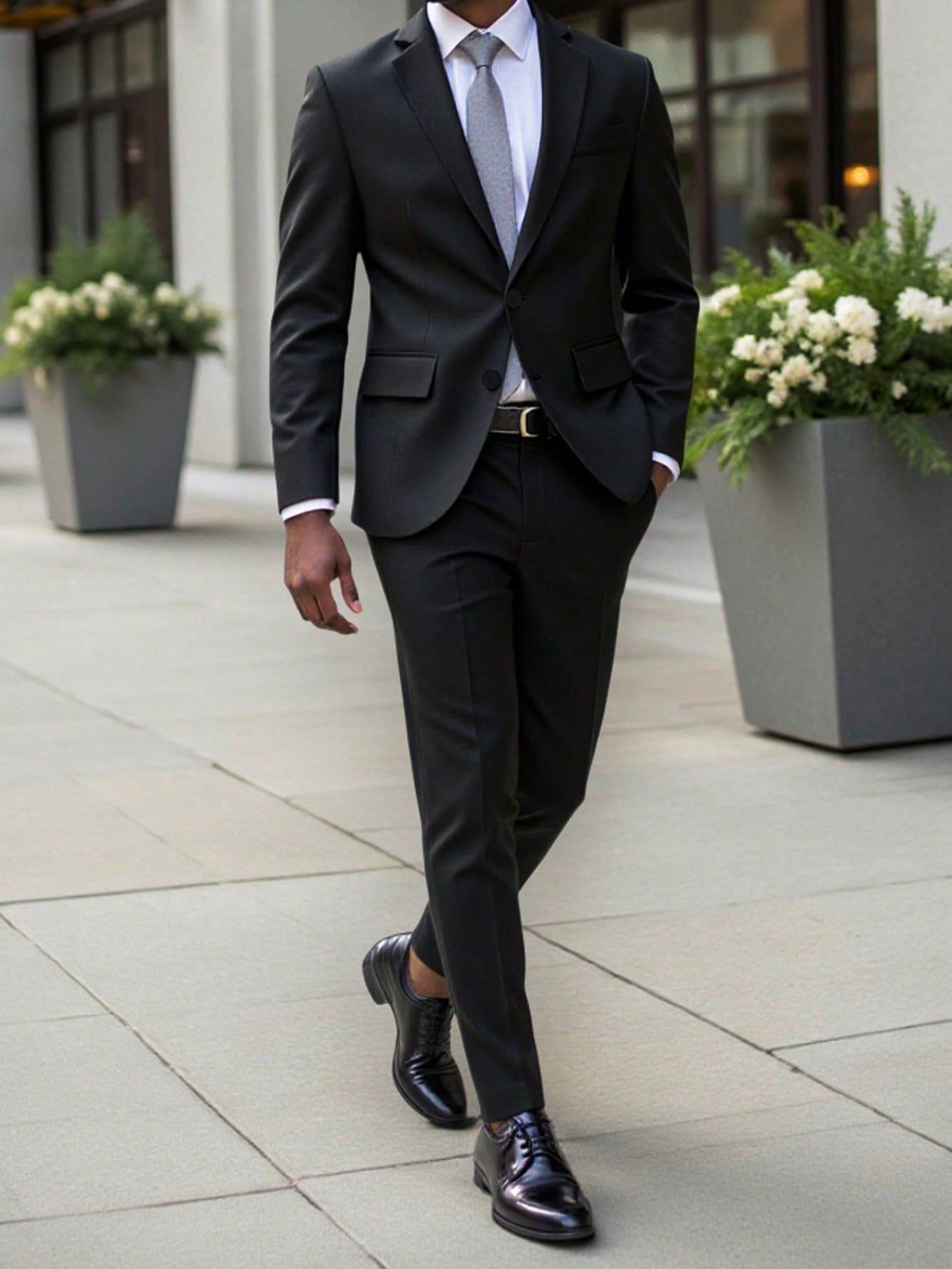 Casual Single-Breasted Black Suit Set (2)