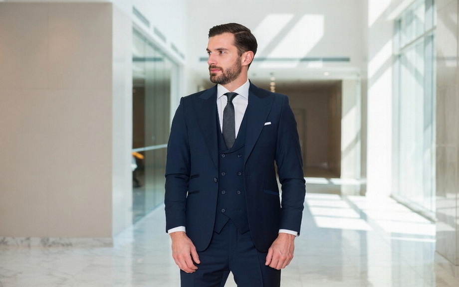 7+ Expert Rules for Wearing a Vest With a Suit (From a Tailoring Insider)