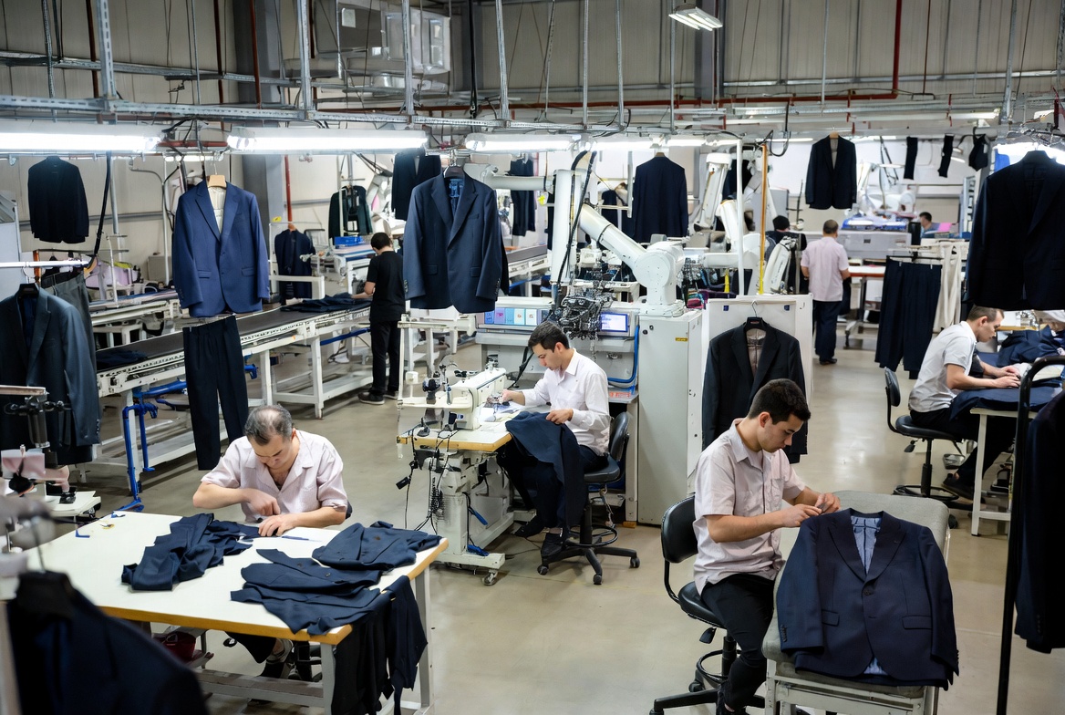 Business Formal Attire Production Line In China