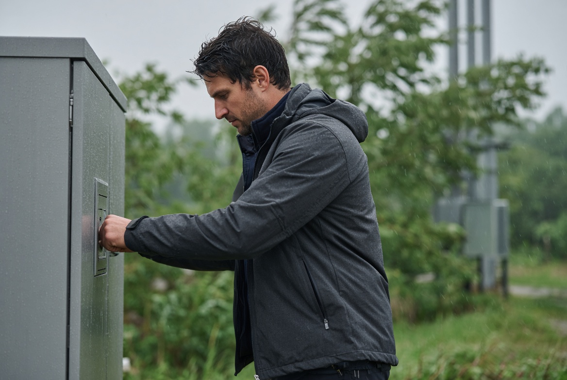 Softshell Jacket in Active Field Work Softshell Jacket in Active Field Work